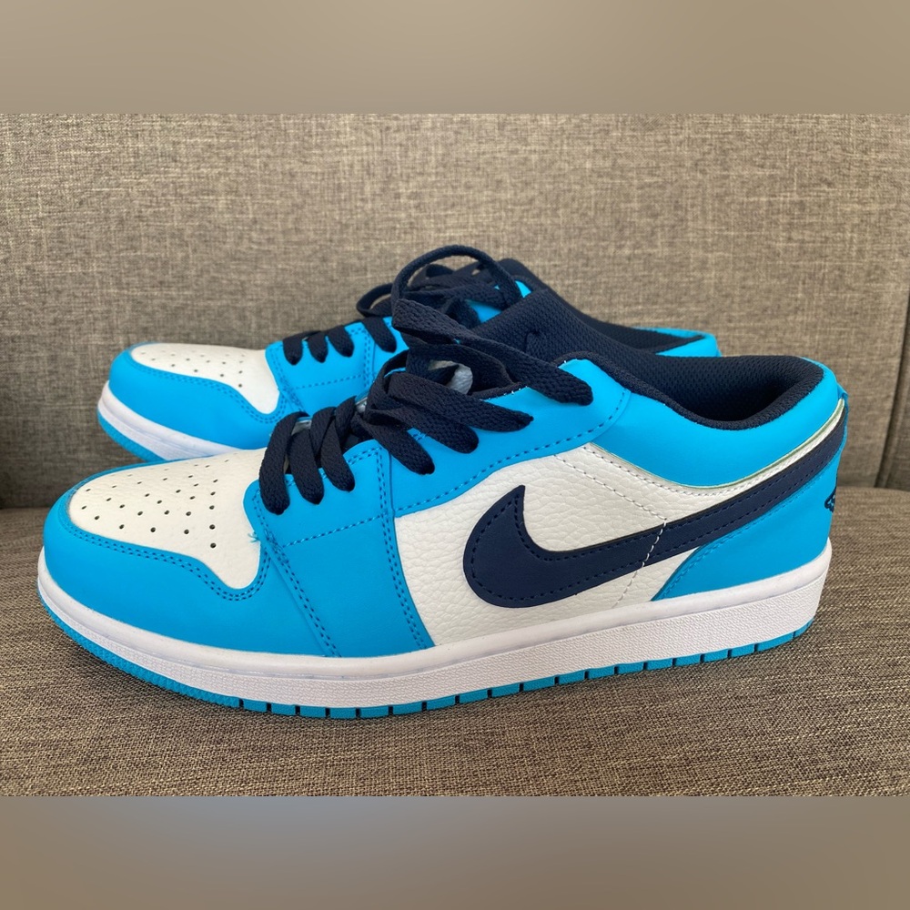 Jordan Low Blue and White Sneakers